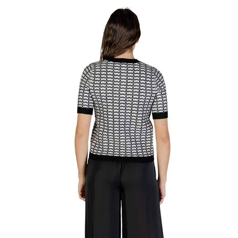 Black Short Cardigan with Front Pockets by Morgan De Toi