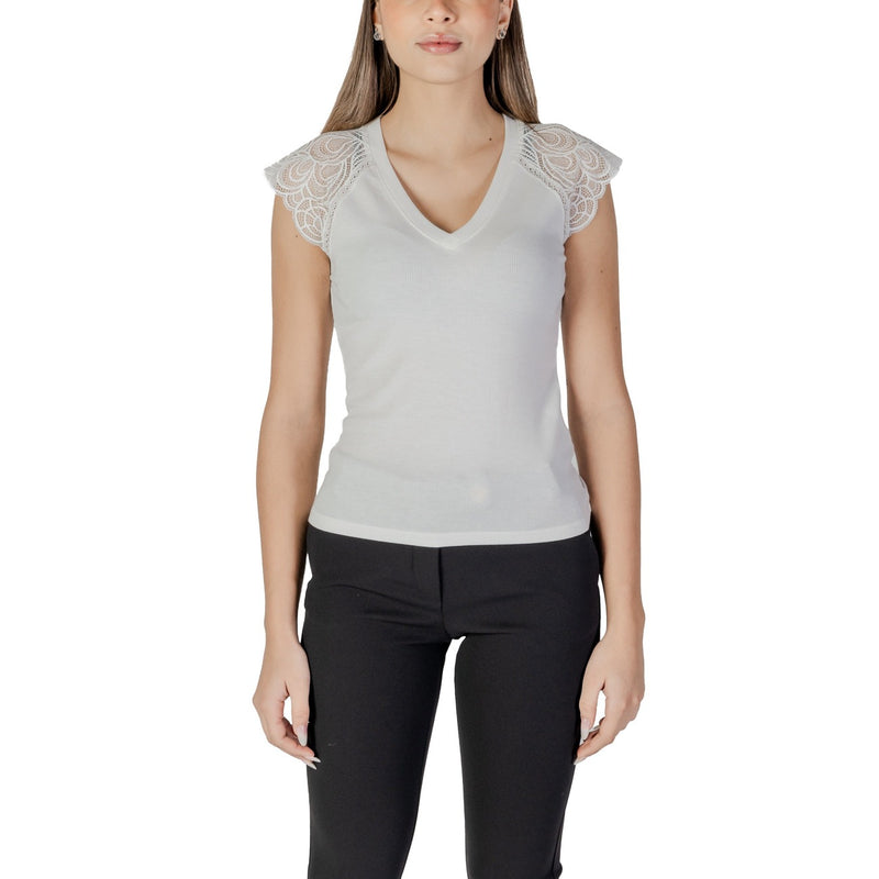 Morgan De Toi White Sleeveless V Neck Blouse