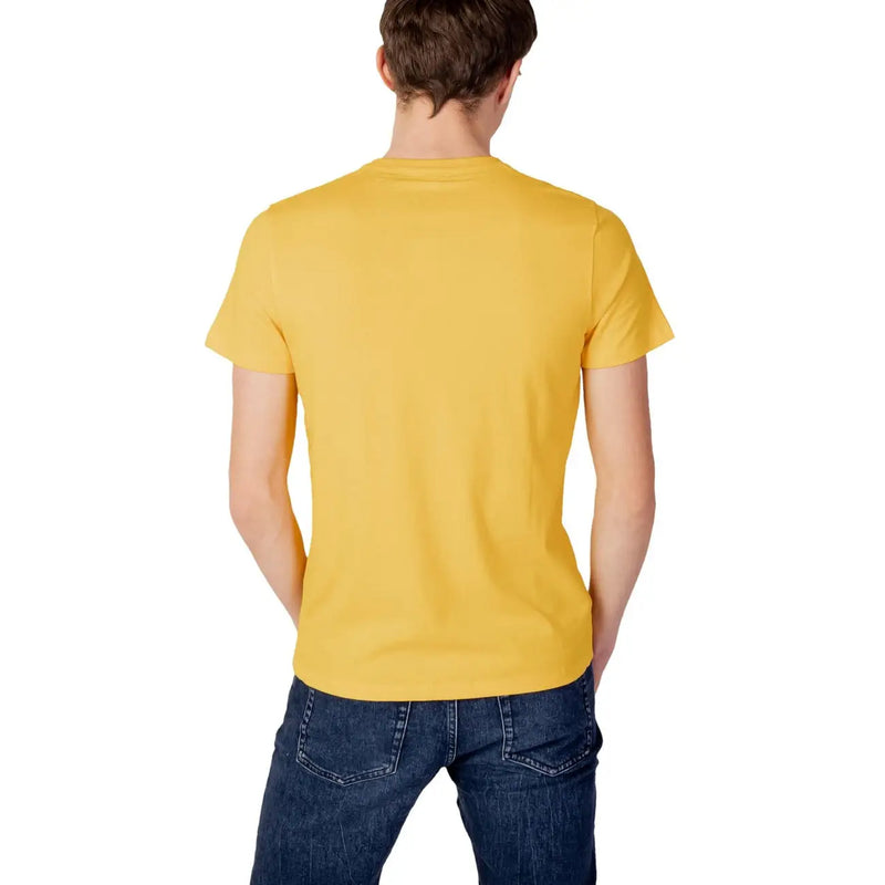 Yellow U.S. Polo Assn. men’s solid yellow short-sleeved crew neck t-shirt for spring and summer casual wear